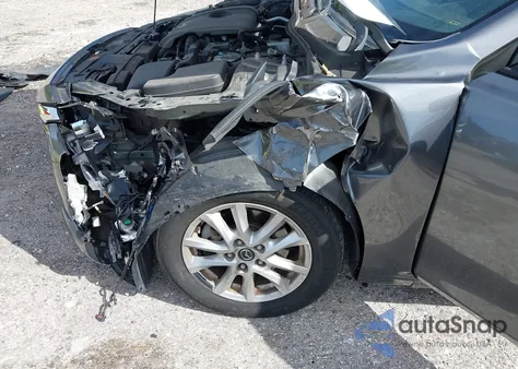 2018 Mazda Mazda3 Sport из США, поврежденный, VIN 3MZBN1K70JM264826